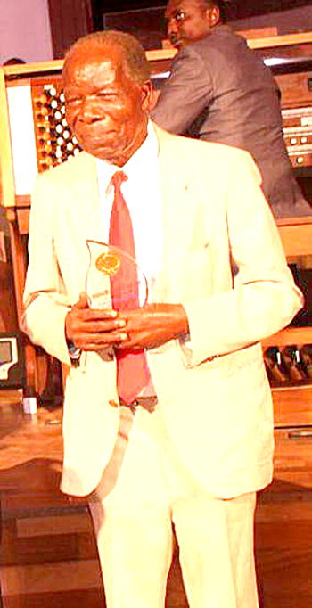 Pa James Adekunle: Exit of an Icon – Church Organist Extraordinaire