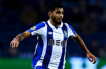 Corona extends his Porto contract