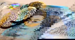 Pound to Naira exchange rate today, November 5, 2025