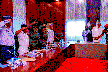Breaking: Buhari in closed-door meeting with service chiefs