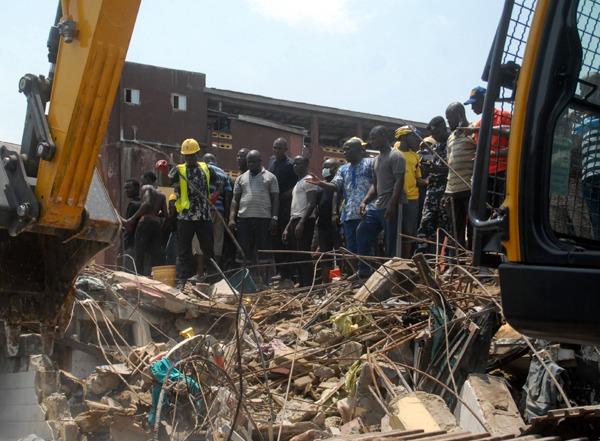 Lagos Collapsed Building: South-South chiefs’ body in Lagos condoles with victims’ families