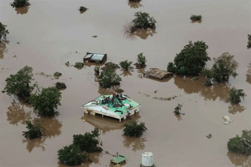 Cyclone Idai kills over 1000 in Mozambique, 89 in Zimbabwe