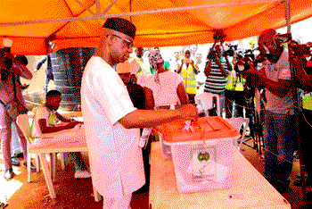 #ElectionDay: APC’s Dapo Abiodun holds firm at polling unit, wins by wide margin
