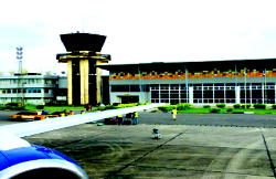 Lovebirds turn Calabar airport field to Sodom and Gomorrah