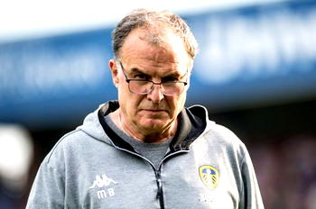 Promoted Leeds plan contract talks with Bielsa