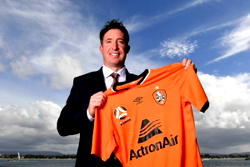 Liverpool great Fowler appointed Brisbane Roar coach