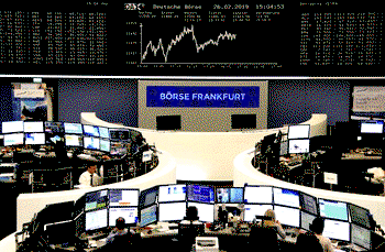 Global stocks rally stalls as U.S, EU trade war threat simmers