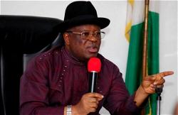 Reactions as aged women protest half-naked in Ebonyi govt house
