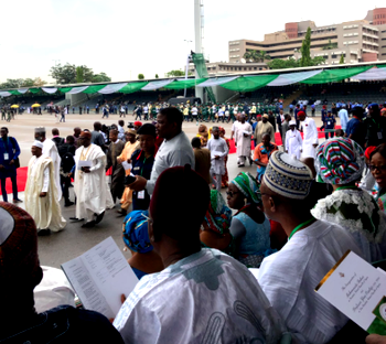 Inauguration :  Dignitaries arriving Eagle Square