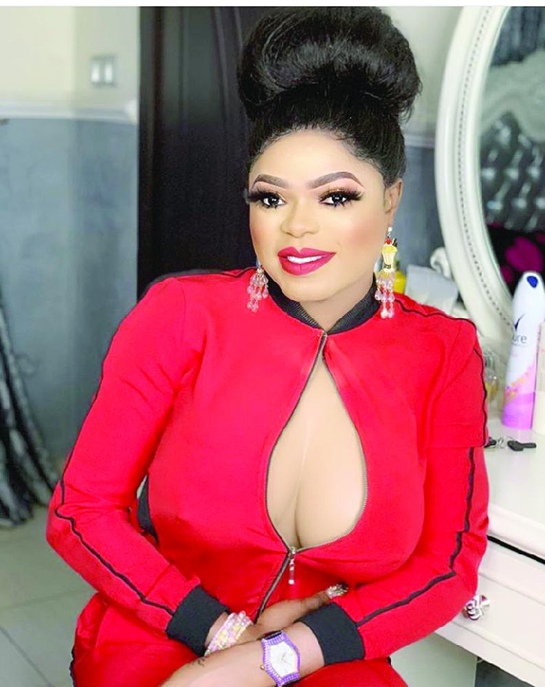 Weirdest Pictures: A Woman With Extra Large Breast - ,  Nigeria Breaking News Review Website