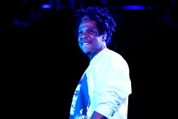 Jay-Z becomes 1st hip-hop billionaire– Forbes
