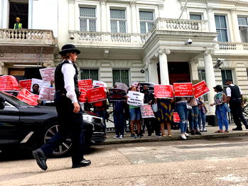 El-Zakzakky: Protesters storm Iranian Embassy in London