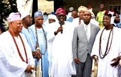 Sanwo-Olu, traditional rulers parley on security, refuse disposal, transportation
