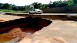 PHOTOS: Residents criticise Okorocha over poor construction of roads