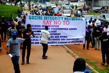 Smuggling: Save the souls of over 20,000 Nigerian workers, group cries to Buhari