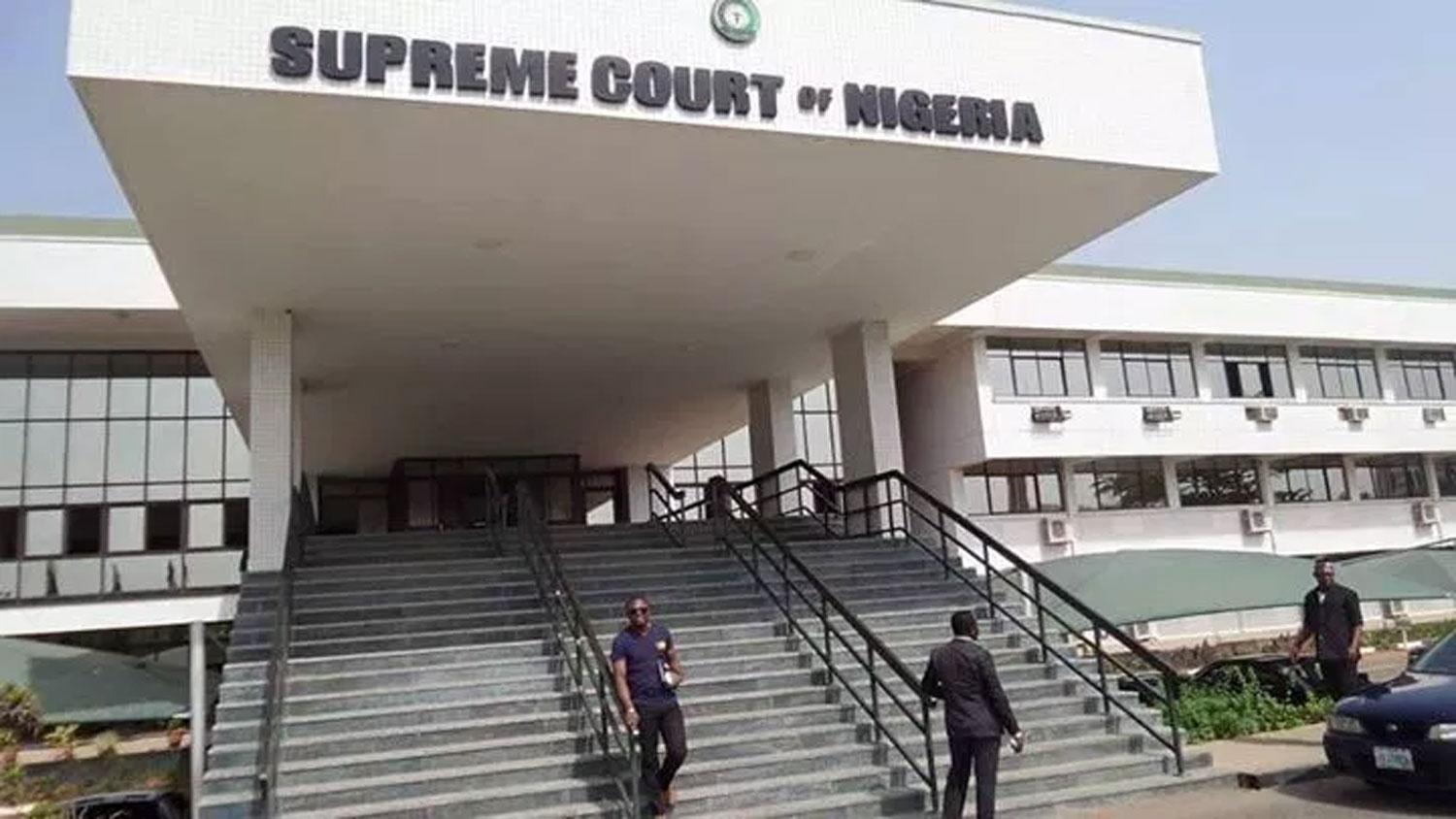 Alleged professional misconduct: Supreme Court voids conviction of 3 lawyers