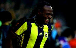 Conte intensifies chase for Victor Moses