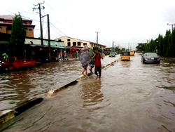 12 die in flash flood in China’s Hubei province