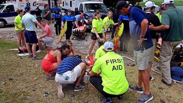 Lightning injures fans, halts play at Tour Championship