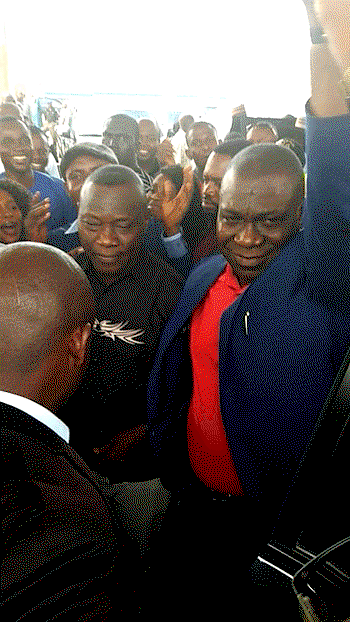 Photos: Nigerians rejoice as Ekweremadu arrives Nigeria