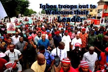 PHOTOS: ‘Triumphant’ entry for Ekweremadu as mammoth crowd receives him in Enugu