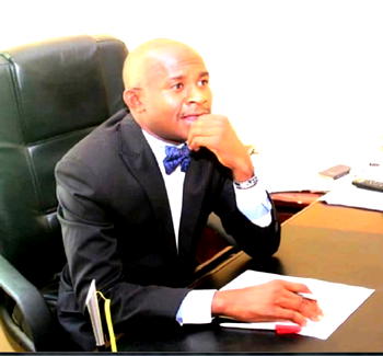 #Revolutionnow: FG has no powers to stop lawful protest – Akingbolu