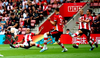Premier League: Manchester United held 1-1 at Southampton