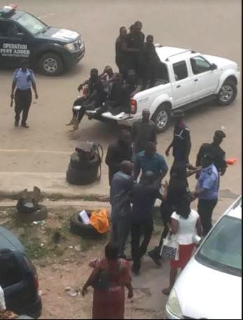 #RevolutionNow: Osun police allegedly brutalise 70-year-old woman, harass journalists