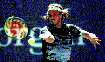 U.S. Open: Uninspired Tsitsipas lashes out at umpire during loss