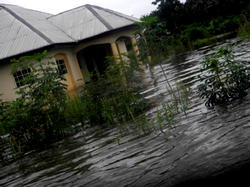 Enugu govt to provide palliative for Nsukka flood victims