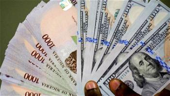 Save naira from further fall, Lagos Assembly urges FG, CBN