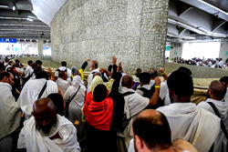 Breaking: Lagos pilgrim slumps, dies enroute to stone ‘devil’