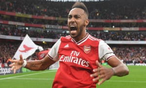 Aubameyang late strike earns 3-2 win for Arsenal over Aston Villa