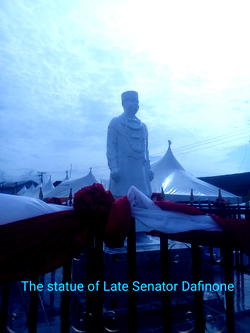 Sapele Okpe community unveils statue to honour Dafinone
