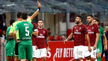 San Siro: AC Milan beaten again as Fiorentina stroll to victory