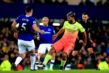 Manchester City keep nerve to see off Everton challenge