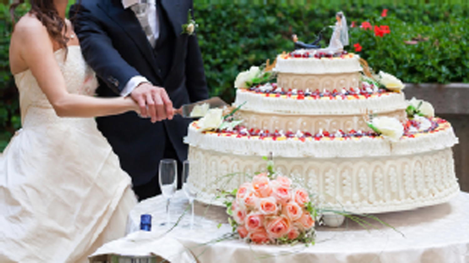 Cutting The Cake - Your Favourite Frame