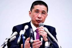 Nissan CEO sets to resign, admits receiving overpayment as board meets