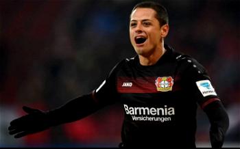 Sevilla sign striker Hernandez from West Ham on 3-year deal