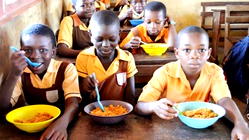 Worry, as FG spends N679m daily on  feeding schoolchildren during lockdown