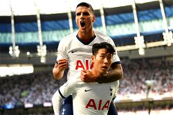 Son shines in Tottenham’s 4-0 Crystal Palace demolition
