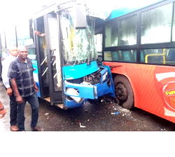 Scores injure as two BRT collide along Ikorodu Road