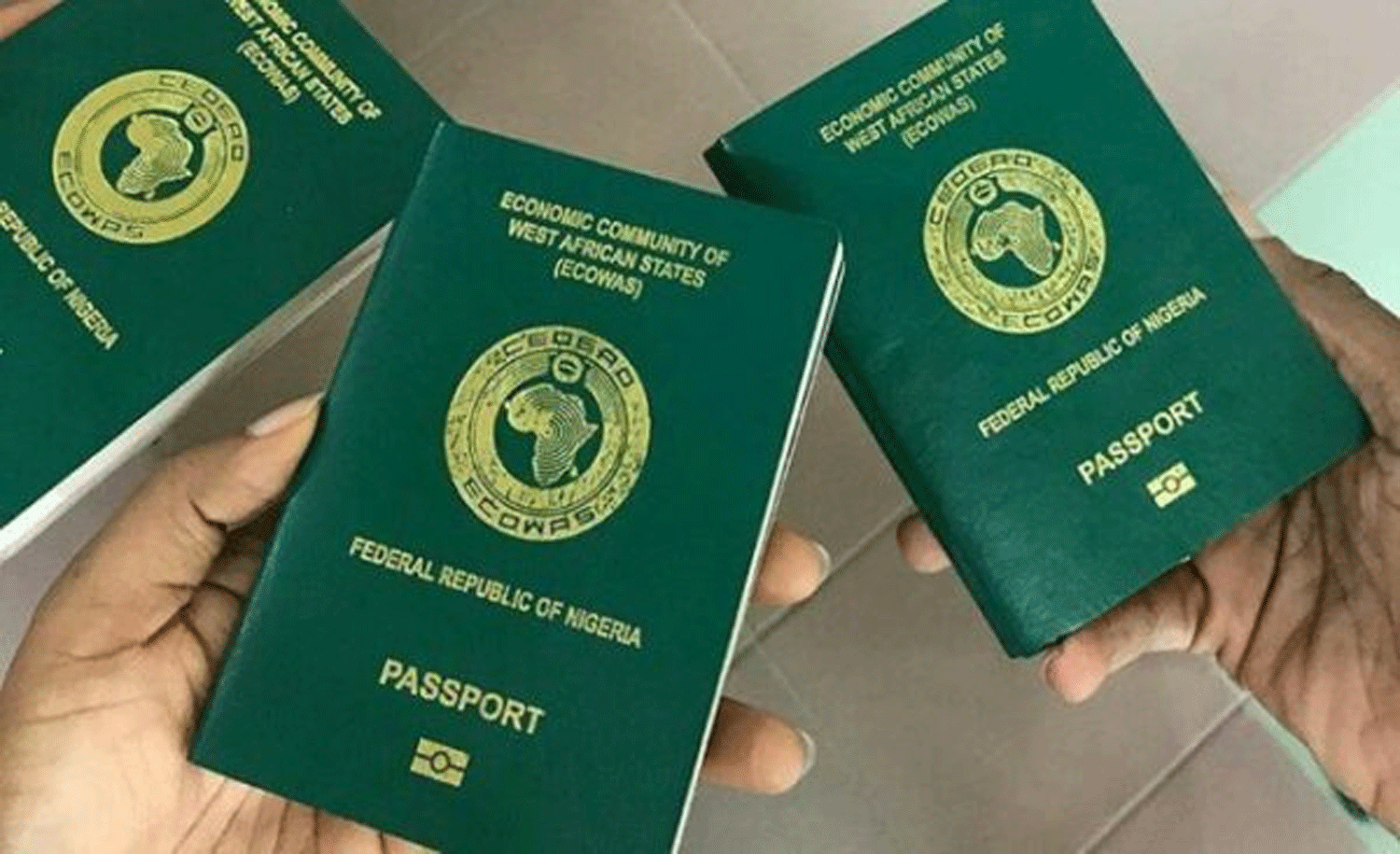 FG approves boarding of Nigerians with expired passports
