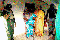 Kogi state governor’s wife, Rashida Bello gives shelter to aged woman