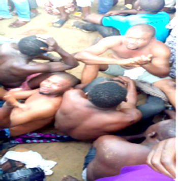 Eight suspects arrested with telecommunication transceivers