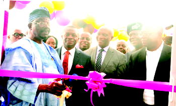 VDT deepens internet market with new experience centre