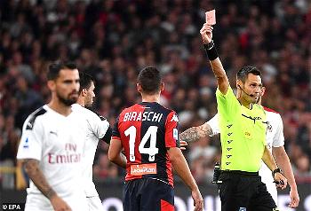 Neymar scores for PSG win, as Reina seals victory for Milan in red card fest