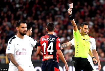 Misfiring Milan hang on for gritty win over Genoa