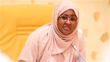 Continue to support FG, Aisha Buhari urges  Bayelsa women loan beneficiaries