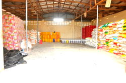 Edo govt distributes relief materials to flood victims in 5 LGAs